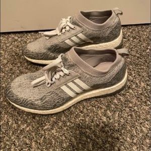 adidas ultraboost. size 7.